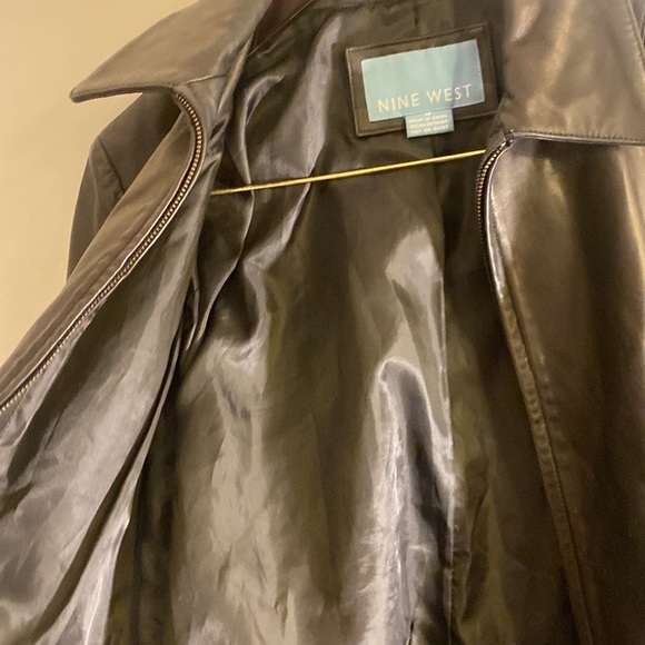 Nine West woman’s lightweight Leather coat size N - Picture 4 of 7